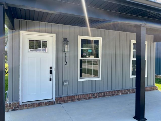 112 State Highway 1611, Russell Springs, KY 42642