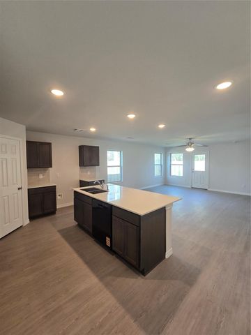 608 Yupon Street, Baytown, TX 77520