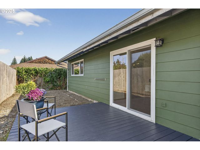 12285 Sw KING RICHARD Dr Sw, King City, OR 97224