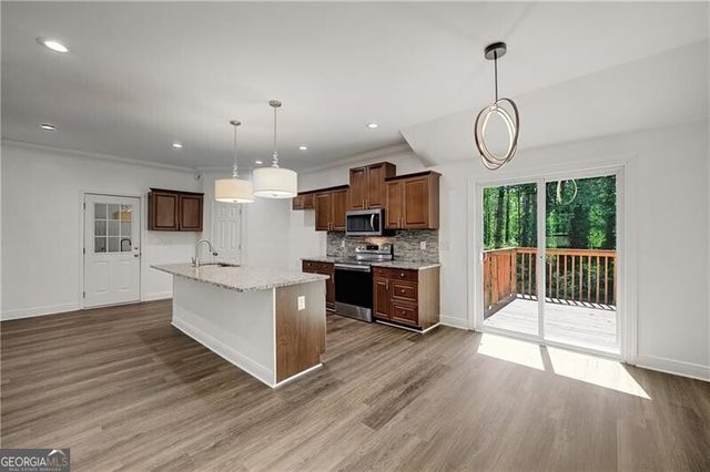 4299 Stonewall Tell Road, Atlanta, GA 30349