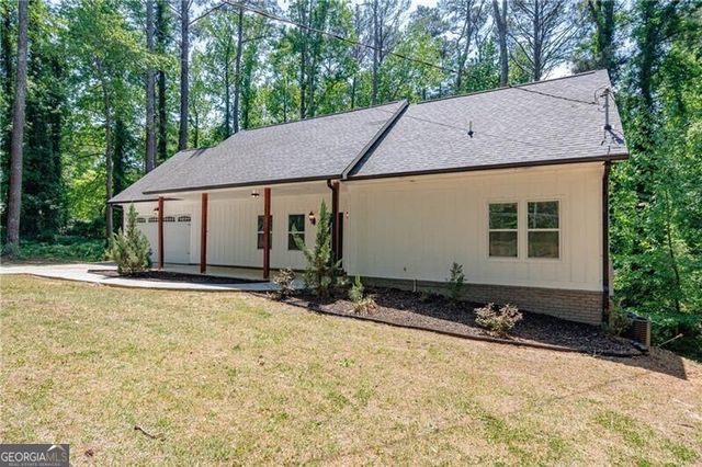 4299 Stonewall Tell Road, Atlanta, GA 30349
