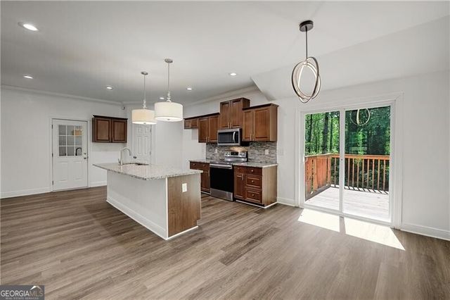 4299 Stonewall Tell Road, Atlanta, GA 30349