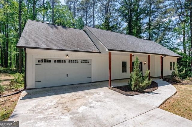 4299 Stonewall Tell Road, Atlanta, GA 30349