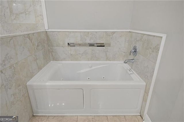 4299 Stonewall Tell Road, Atlanta, GA 30349