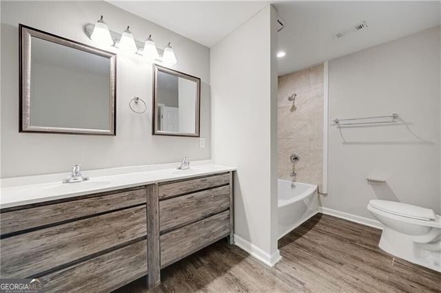 4299 Stonewall Tell Road, Atlanta, GA 30349