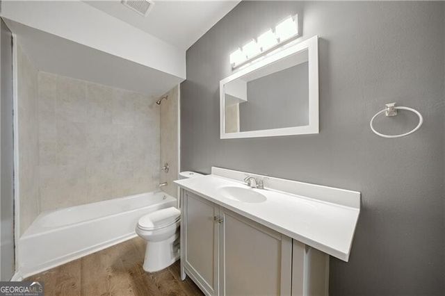 4299 Stonewall Tell Road, Atlanta, GA 30349