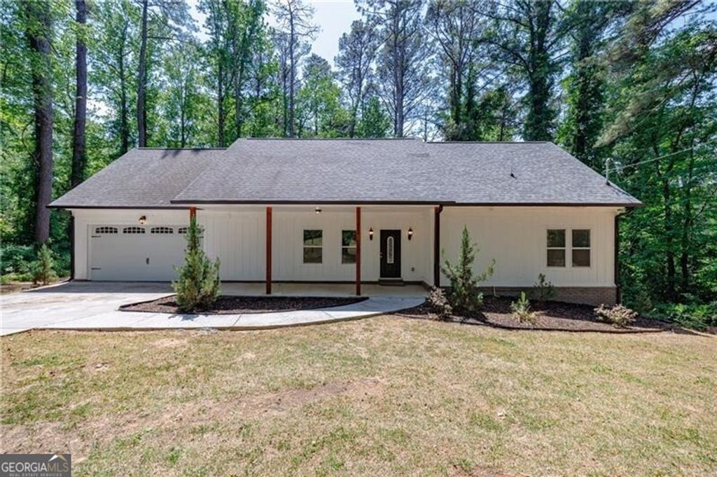 4299 Stonewall Tell Road, Atlanta, GA 30349
