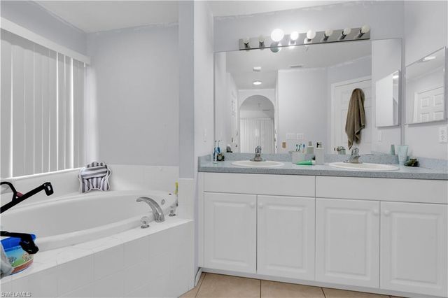 2402 E 14th ST, Lehigh Acres, FL 33972