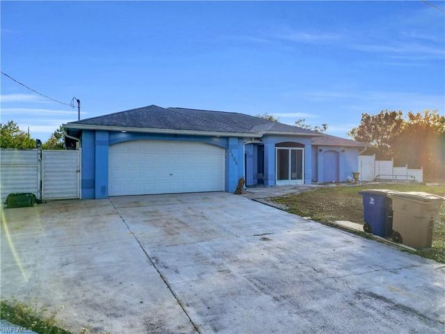 2402 E 14th ST, Lehigh Acres, FL 33972