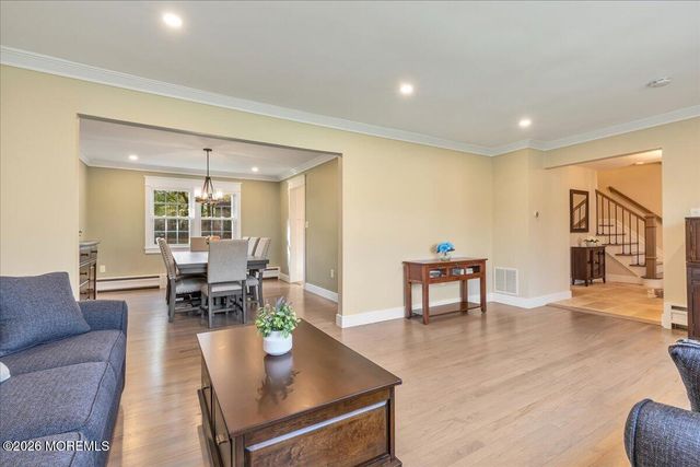 25 Wildhedge Lane, Holmdel, NJ 07733