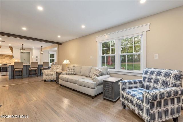 25 Wildhedge Lane, Holmdel, NJ 07733
