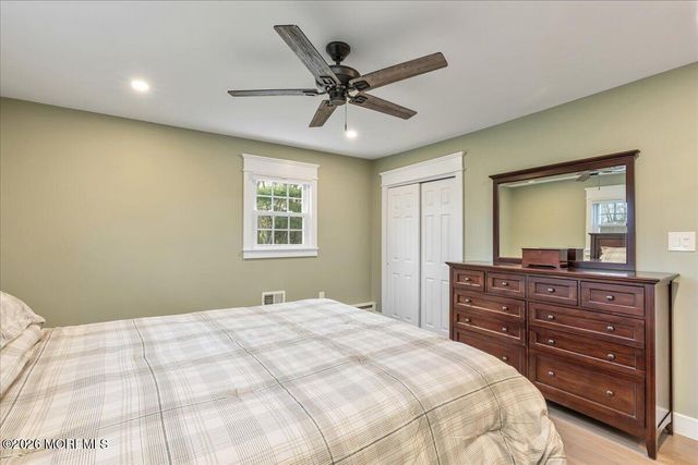 25 Wildhedge Lane, Holmdel, NJ 07733