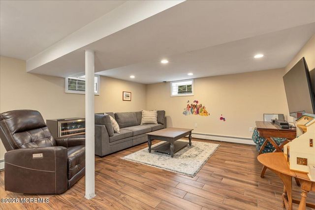 25 Wildhedge Lane, Holmdel, NJ 07733