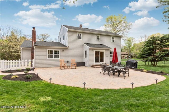 25 Wildhedge Lane, Holmdel, NJ 07733
