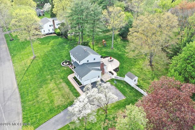 25 Wildhedge Lane, Holmdel, NJ 07733
