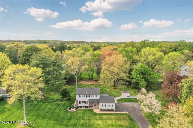 25 Wildhedge Lane, Holmdel, NJ 07733