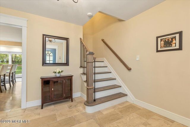 25 Wildhedge Lane, Holmdel, NJ 07733