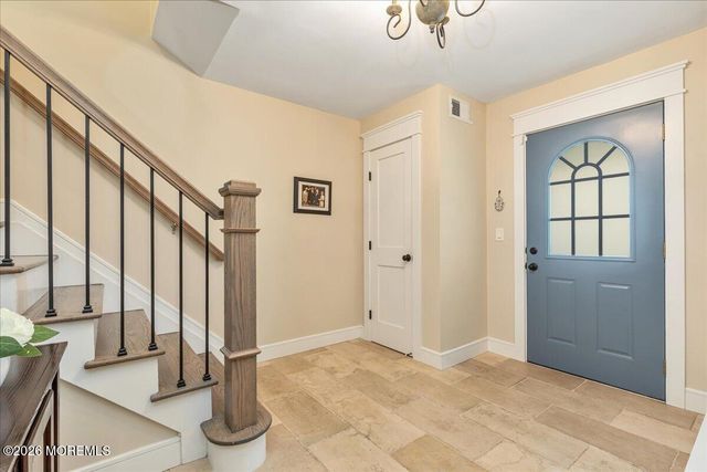 25 Wildhedge Lane, Holmdel, NJ 07733