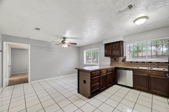 11839 Hallowing Point Road, Houston, TX 77067