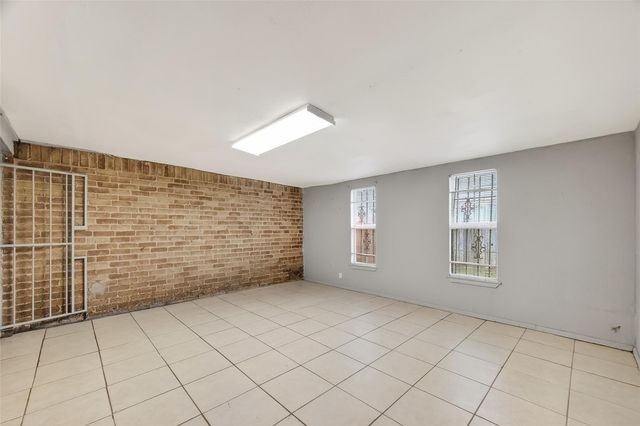 11839 Hallowing Point Road, Houston, TX 77067