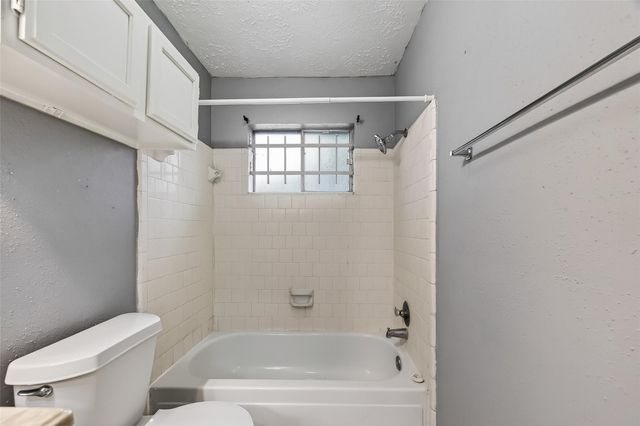 11839 Hallowing Point Road, Houston, TX 77067