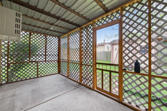 11839 Hallowing Point Road, Houston, TX 77067