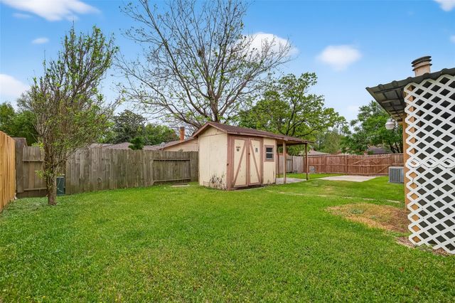11839 Hallowing Point Road, Houston, TX 77067