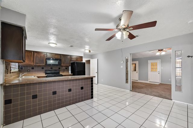 11839 Hallowing Point Road, Houston, TX 77067