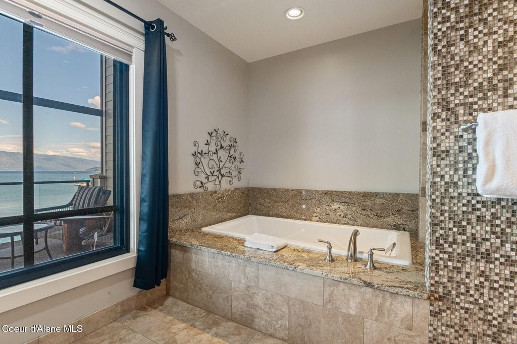 606 Sandpoint Ave, Sandpoint, ID 83864 photo 18