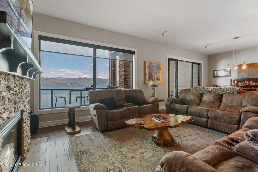 606 Sandpoint Ave, Sandpoint, ID 83864 photo 2