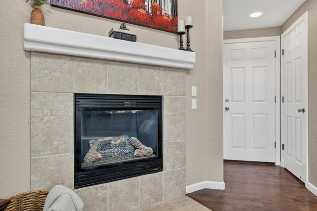 1085 Ashford Ln, Lincoln, CA 95648