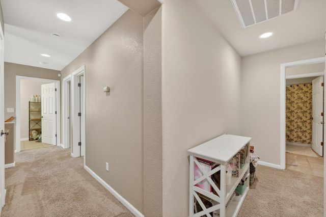 1085 Ashford Ln, Lincoln, CA 95648