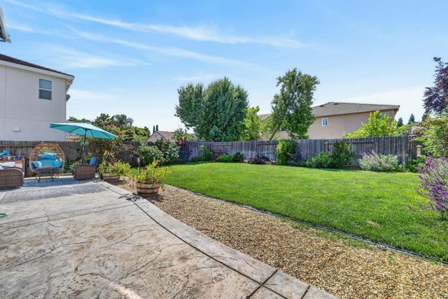 1085 Ashford Ln, Lincoln, CA 95648