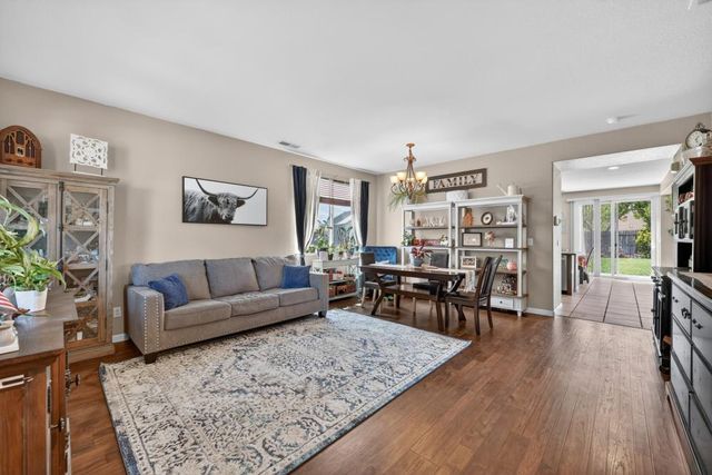 1085 Ashford Ln, Lincoln, CA 95648