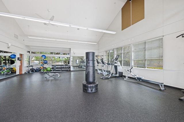 1085 Ashford Ln, Lincoln, CA 95648