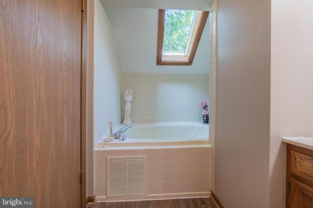 204 TECUMSEH TRL, Hedgesville, WV 25427
