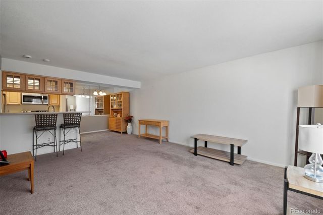 9242 E Arbor Circle B, Englewood, CO 80111