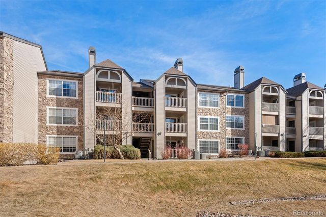 9242 E Arbor Circle B, Englewood, CO 80111