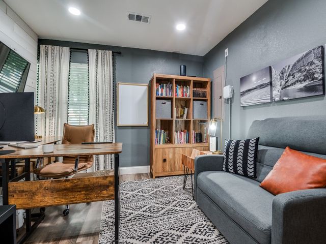6413 Morning Dew Drive, Midlothian, TX 76065