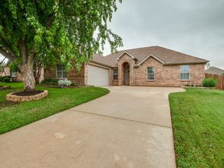 6413 Morning Dew Drive, Midlothian, TX 76065