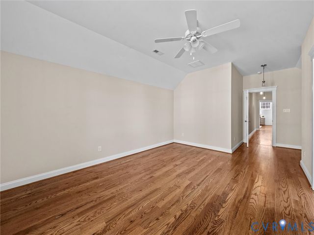 2001 Tulip Hill Dr, Midlothian, VA 23112