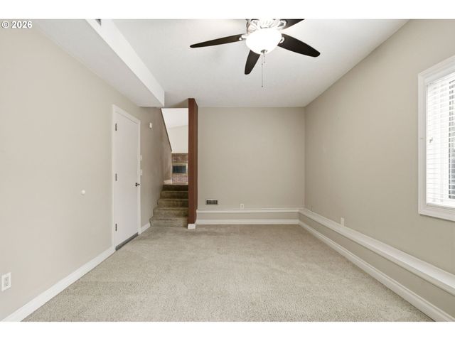 6442 Se 131ST Ave, Portland, OR 97236