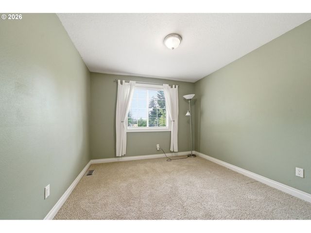 6442 Se 131ST Ave, Portland, OR 97236