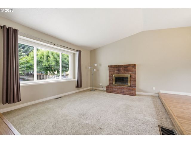 6442 Se 131ST Ave, Portland, OR 97236