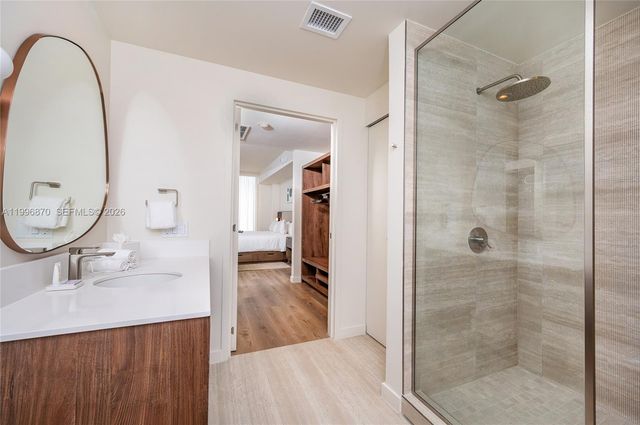 1611 SW 2nd Ave 216, Miami, FL 33129