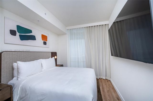 1611 SW 2nd Ave 216, Miami, FL 33129