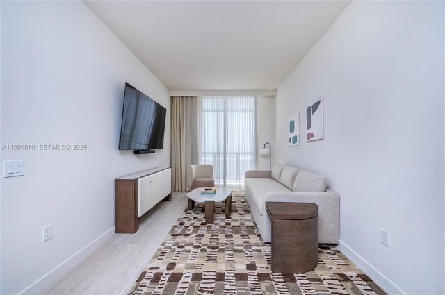 1611 SW 2nd Ave 216, Miami, FL 33129