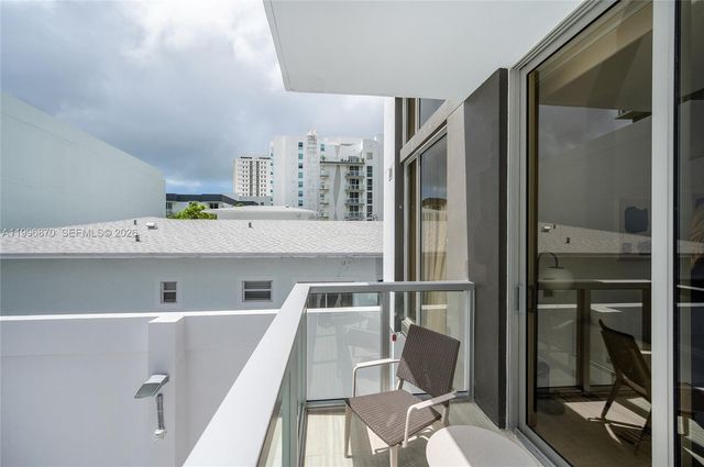 1611 SW 2nd Ave 216, Miami, FL 33129