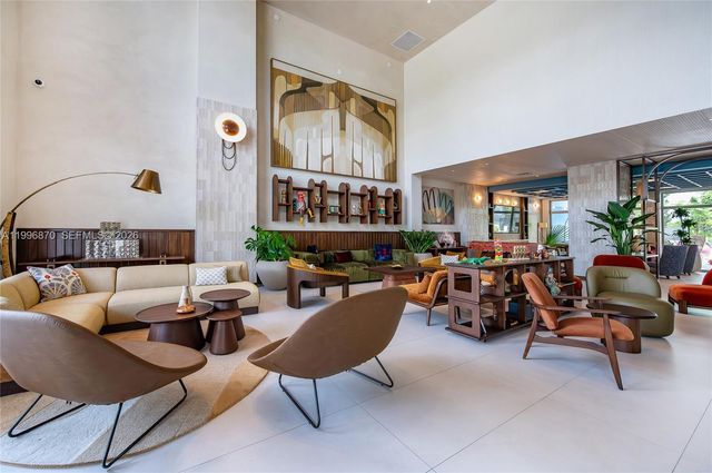 1611 SW 2nd Ave 216, Miami, FL 33129