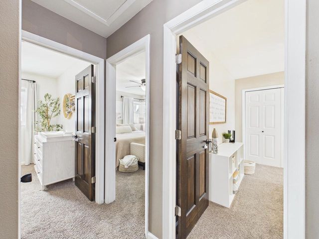 2000 Ramona ROAD, Waukesha, WI 53186